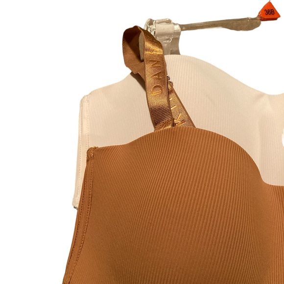 Danskin Intimates Removable Strap Bras - Picture 7 of 9